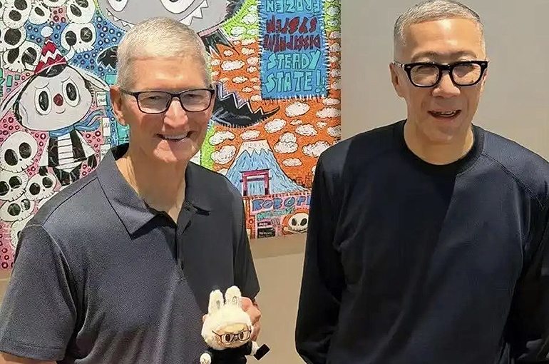 Tim Cook Says Apple to Launch iPhone Air in China Next Week