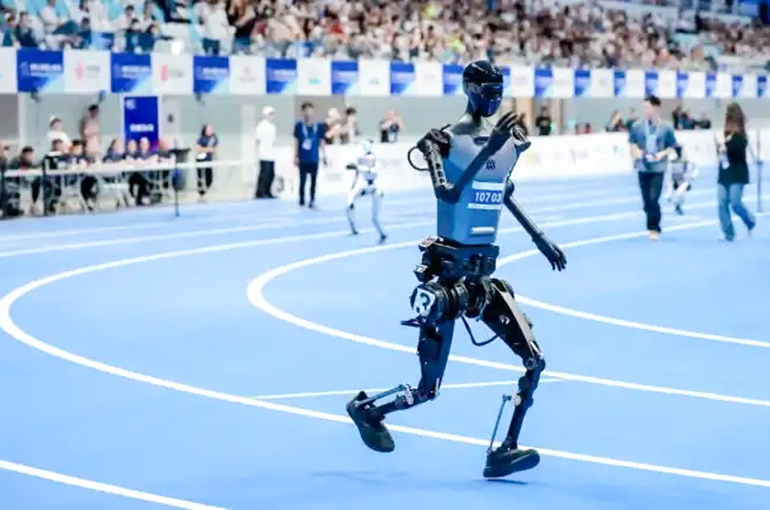 Androids Will Run Faster Than Usain Bolt Next Year, Expert Says