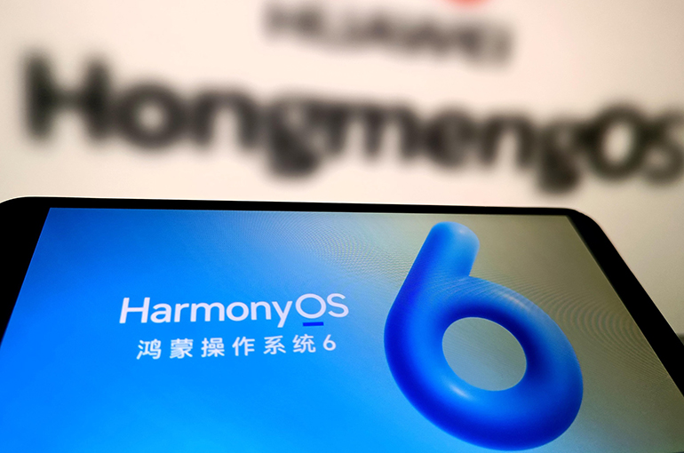 China's Huawei Launches HarmonyOS 6 With Over 80 AI Agents