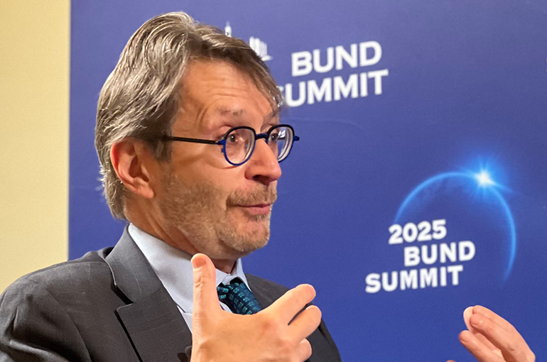 IMF Raised China's Growth Forecast Partly on Smaller Tariff Impact, APAC Deputy Chief Says