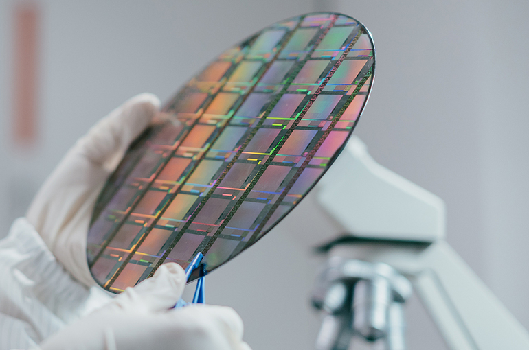 Chinese Researchers Make Breakthrough in Reducing Chip Manufacturing Defects