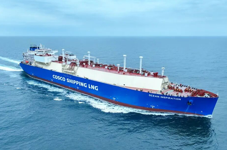 Shanghai Shipbuilder Sets Monthly Delivery Record for Big LNG Carriers, Report Says