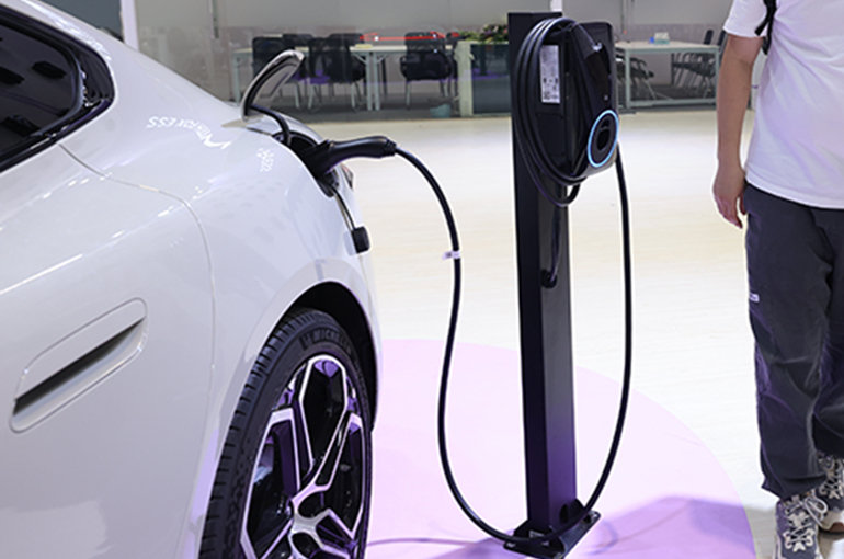 NEVs Lose Key Spot in China’s Five-Year Plan Proposals for First Time in Over a Decade