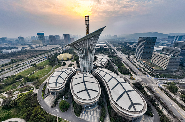 Wuhan's High-Tech Industry Hub Offers Incentives of Up to USD14 Million Per Project to Lure Global Talent
