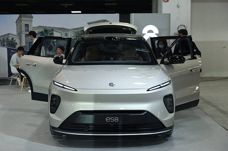 Carmakers in China Offer Subsidies to Spur Orders Ahead of Purchase Tax Policy Change