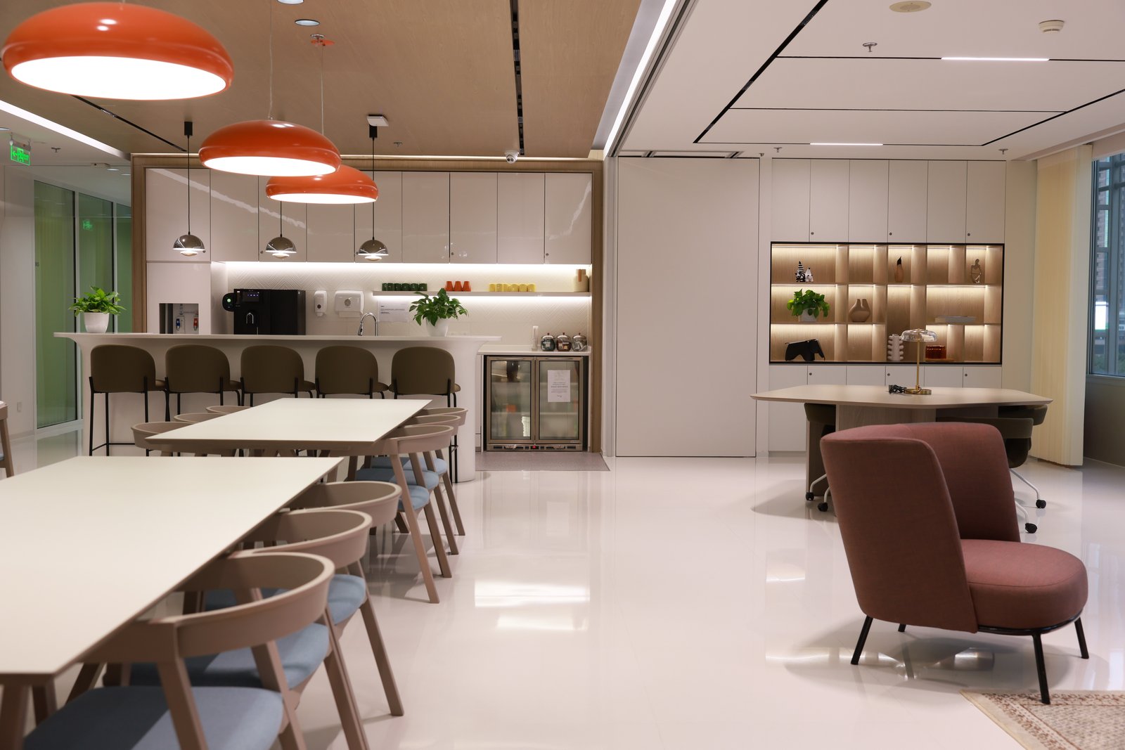 China Leads Global Workplace Transformation, IWG Report Shows