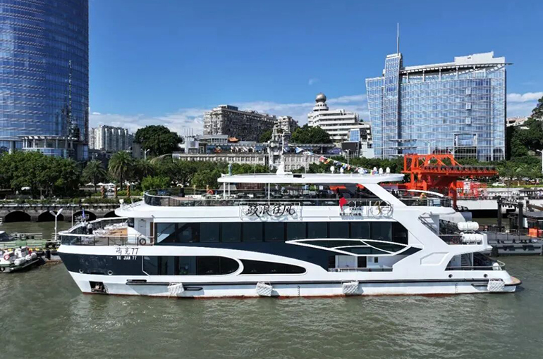 CATL Eyes All-Electric Ocean-Going Ships in Three Years, Executive Says