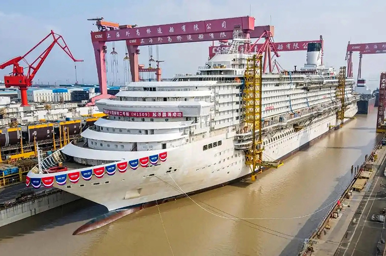 Global New Shipbuilding Orders to Likely Fall Sharply This Year, Insider Says