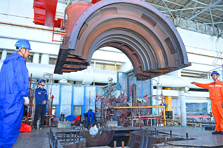 Inner Mongolia Becomes Chinese Region With Oldest Work Force Amid Young Exodus