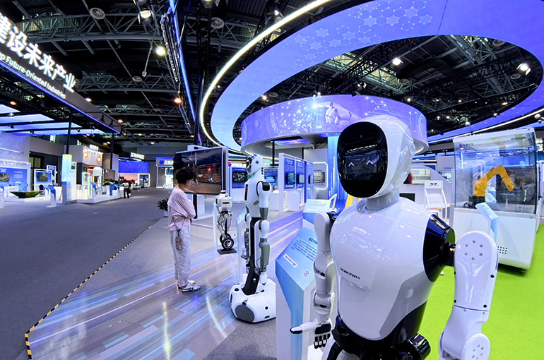 China SOEs Lift 11-Month Investment 0.7% to USD470 Billion as Emerging Industries Gather Pace