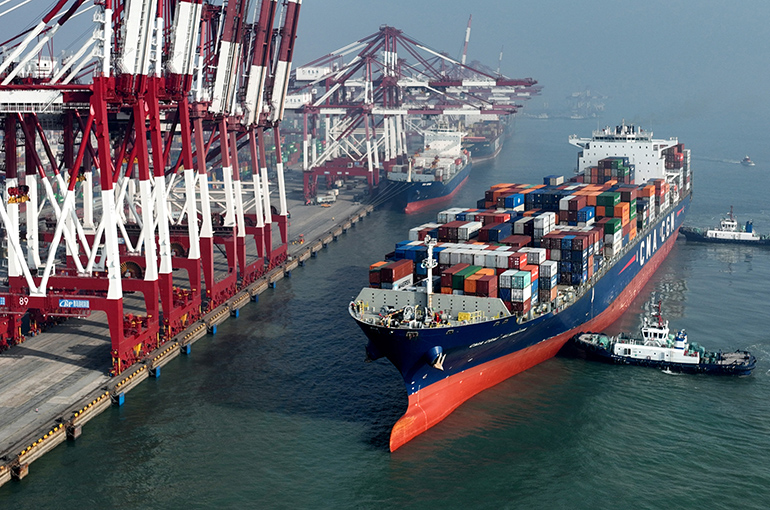 Europe Becomes Main Battleground for Chinese Exporters as US Tariffs Bite