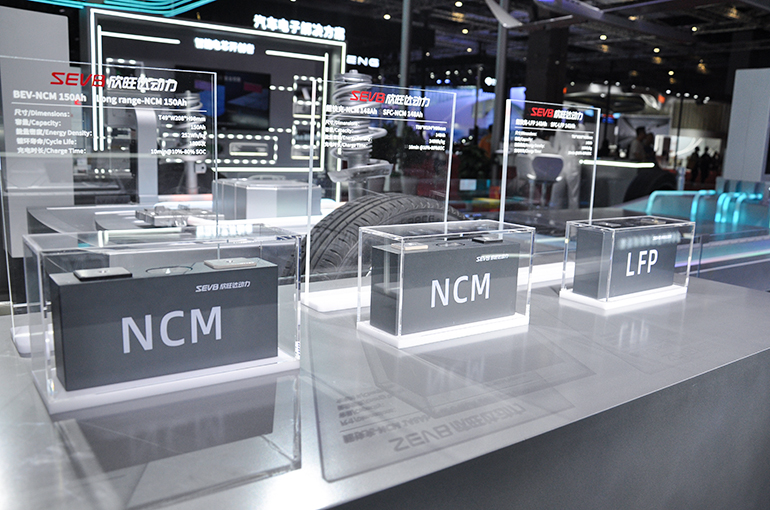 Sunwoda Shares Slide After Geely Affiliate Files Battery Lawsuit