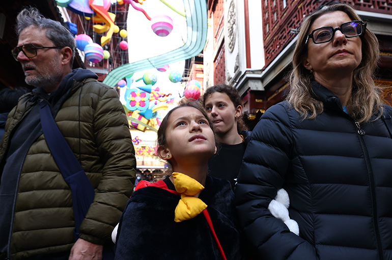 Almost 100 Chinese Cities Welcome Foreign Visitors for New Year