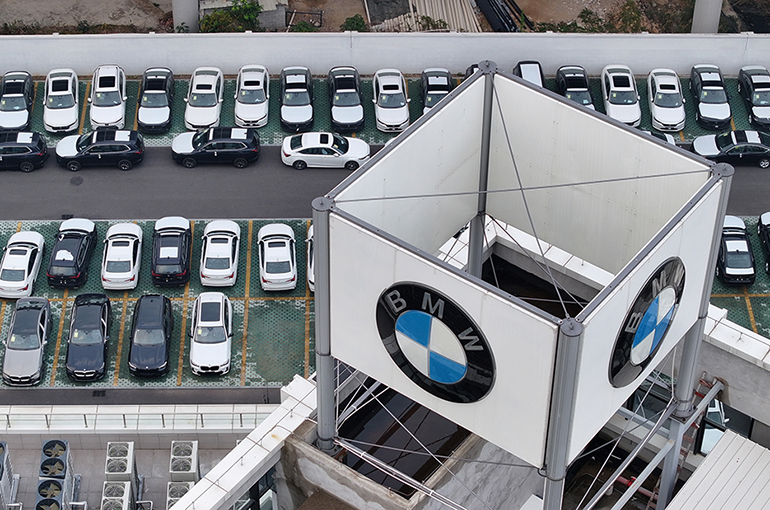 BMW China Slashes Guide Prices of 31 Models