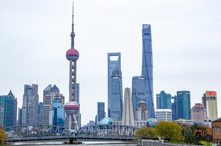 Shanghai Taps Finance to Boost Consumption in 28-Point Action Plan