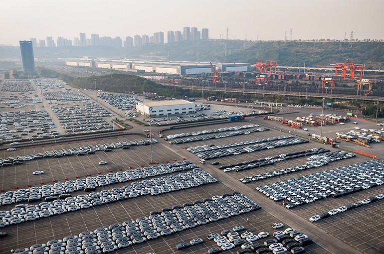 Central, Western Provinces Drive China’s Export Growth in 2025