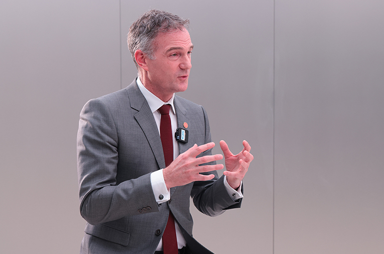 [Exclusive] UK-China Relation Enters More Stable Era Beyond Golden Age, UK Business Secretary Says