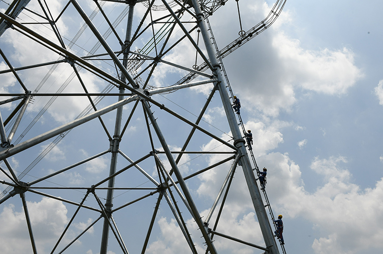 Second Chinese Ultra-High Voltage Power Line Project Seeks Private Funding