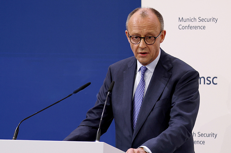 German Chancellor Merz Visits China Seeking Growth and Strategic Flexibility, Expert Says