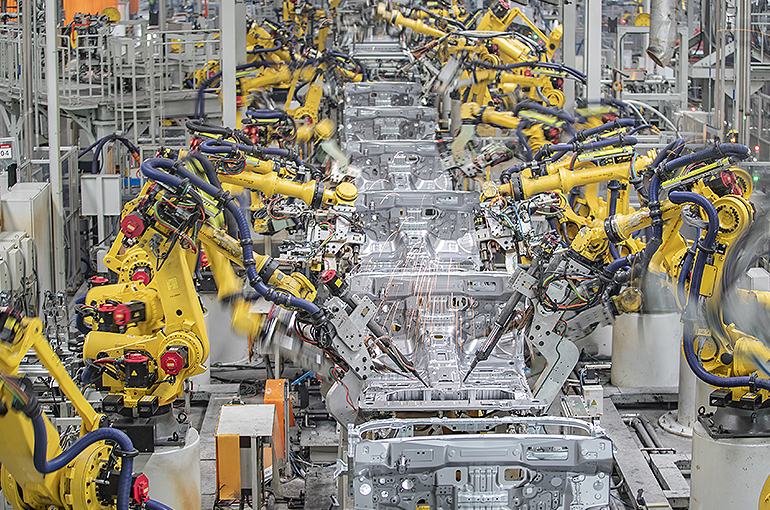 China’s Factory Activity Falls to Lowest in Four Months in February on Lunar New Year Break