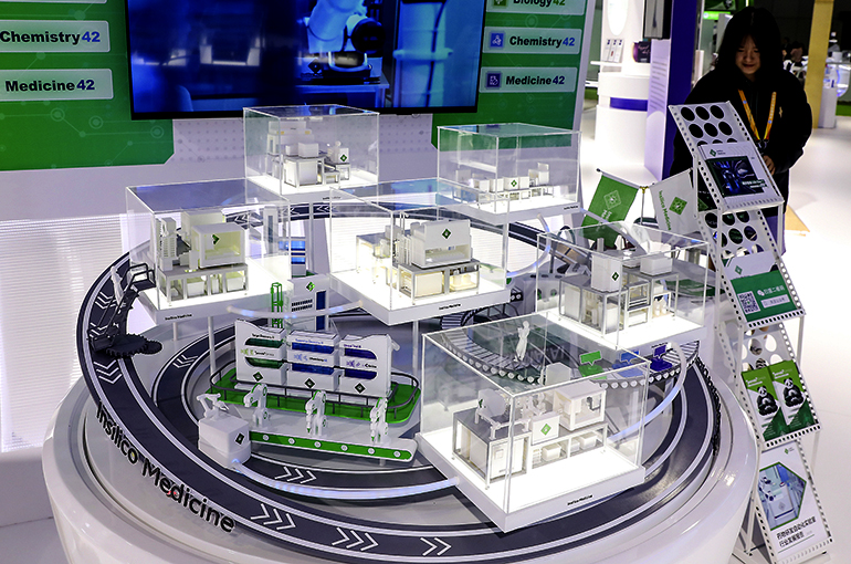 Insilico Medicine Partners With Liquid AI to Build Drug Research Models; Shares Rise