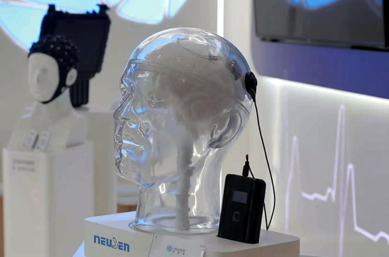 Chinese Startup Neuracle’s BCI System Is First in World to Be Cleared for Clinical Use