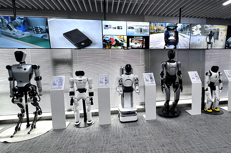 China’s Robotics Firms Race Toward Industry ‘ChatGPT Moment’
