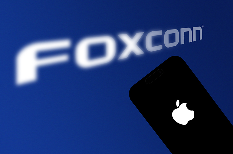 China's Foxconn Starts Trial Production of First Foldable iPhone, Report Says