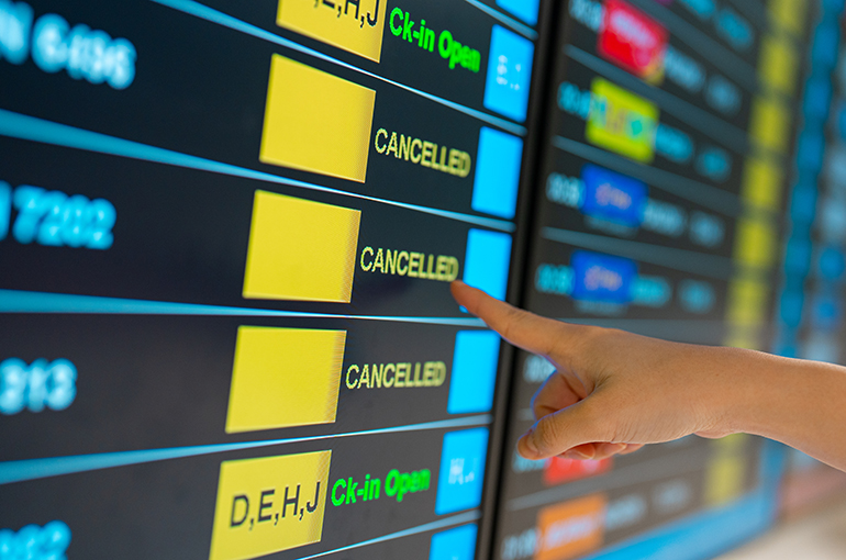 Chinese Carriers Add Flights to Europe, Cut Those to SE Asia, Oceania for Peak Summer Season