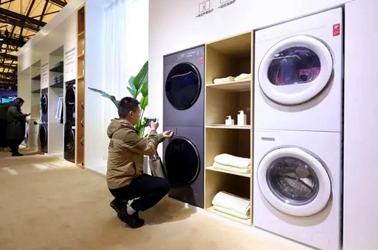 Home Furnishers Shake Off China's Property Slump With Earnings Jump