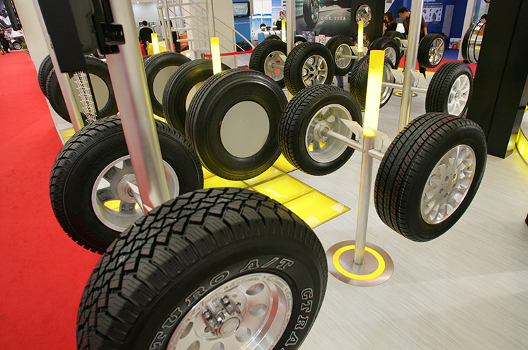 Tire Makers Hike Prices in China for Second Time in Two Months Amid Surging Raw Material Costs