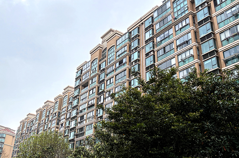 Property Market in Shanghai, Shenzhen to Be First to Bottom Out This Year, Goldman Sachs Says