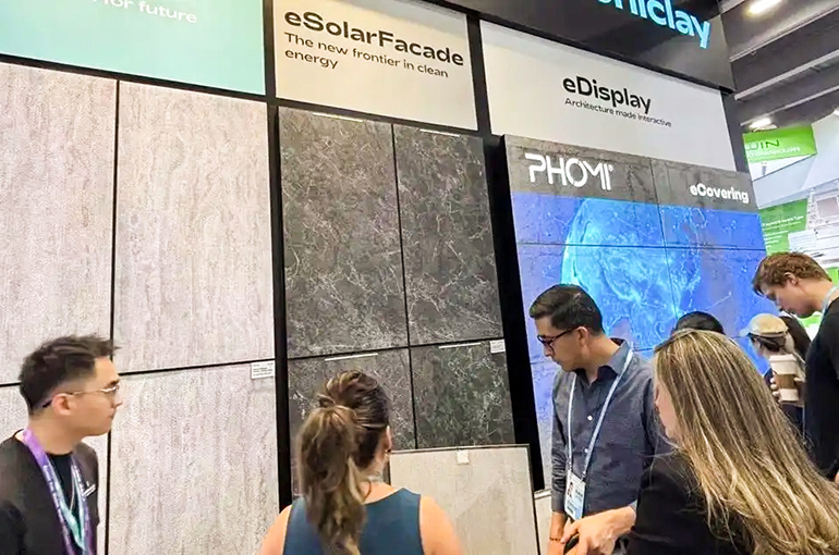 Innovative Smart Furniture, Building Materials Pull In Overseas Buyers at Canton Fair