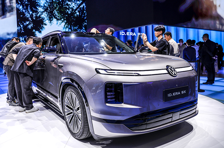 [In Photos] Over 180 New Models Debut at Record-Breaking Beijing Auto Show