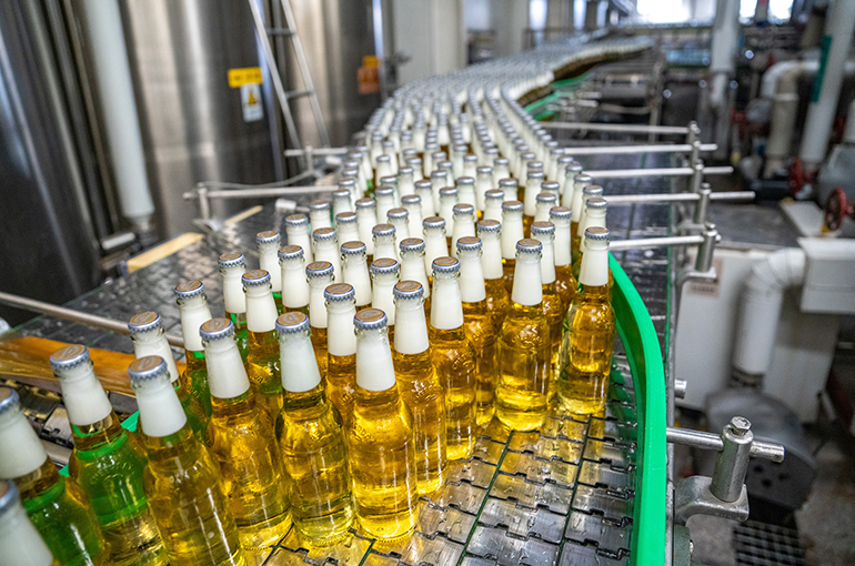 Premium Beer Strategy Swells Profit Margins at Chinese Brewers
