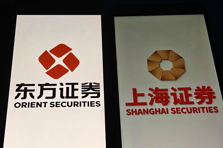 Orient Securities to Merge With Shanghai Securities to Build Regional Brokerage Powerhouse