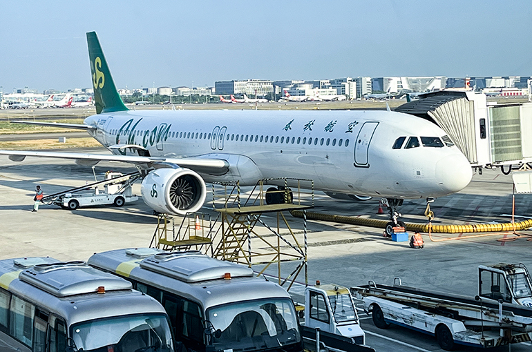 Spring Airlines Soars Above China’s Other Listed Carriers for Profit and Pay