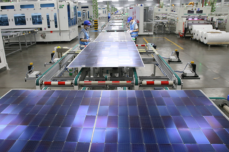 China's Jinko Solar to Sell Controlling Stake in US Plant for USD192 Million to Avoid Regulatory Risks
