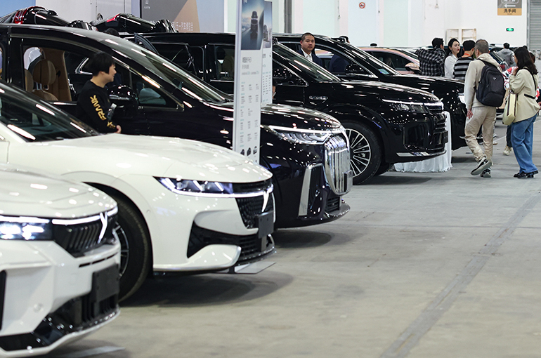 China’s Auto Sales Plunge 22% in April Amid Higher Oil Prices, NEV Purchase Tax Changes