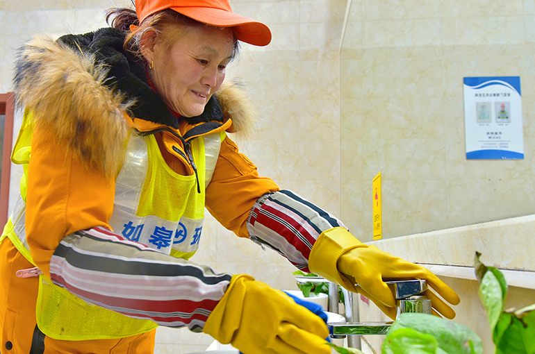 China Issues First Rules to Protect Workers Past Retirement Age