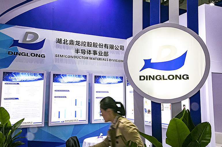Dinglong Gains After Chinese Firm's Unit Gets Excellent Supplier Award for Chip Polishing Slurries