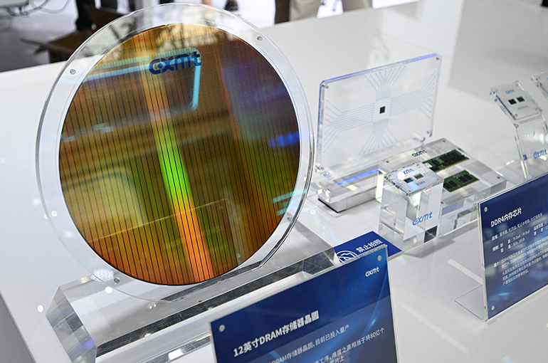 Chipmaker CXMT Is Cleared for Chinese Mainland's Biggest IPO in Four Years