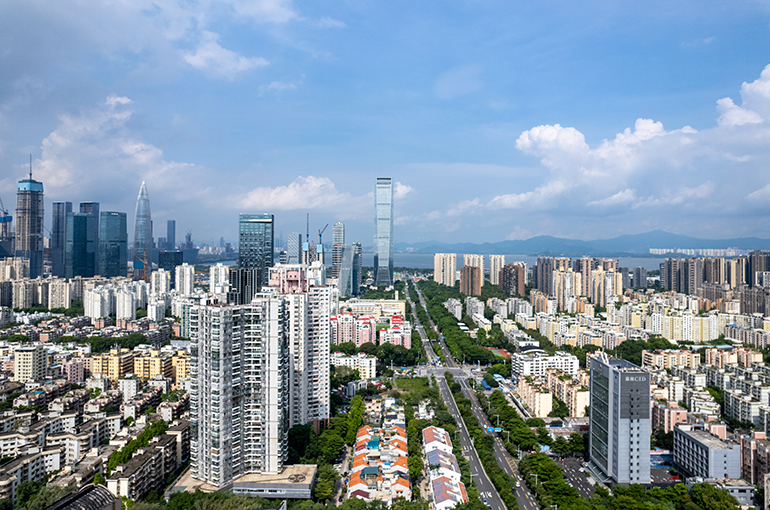 Shenzhen Sees New Price Record for Land Sold at Auction