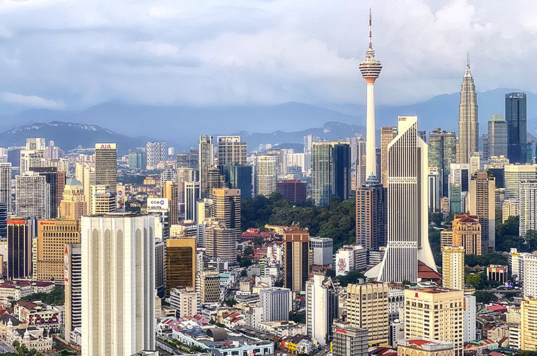 Chinese Firms Face Hurdles Competing for Talent in Malaysia, Experts Say