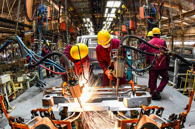 China’s Factory Activity Returns to Expansion in June as Demand Improves