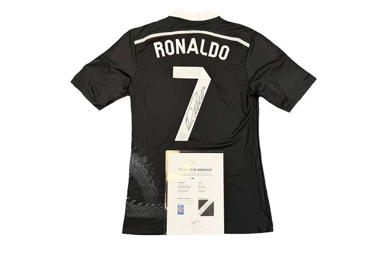 World Cup Farewells Fuel Memorabilia Boom as Ronaldo Jersey Bid Hits USD11,480