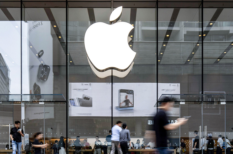 China Approves Apple's AI Services for Mainland iPhones
