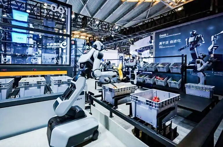 WAIC Gathers Chinese Robotics Firms Worth Over USD14.7 Billion