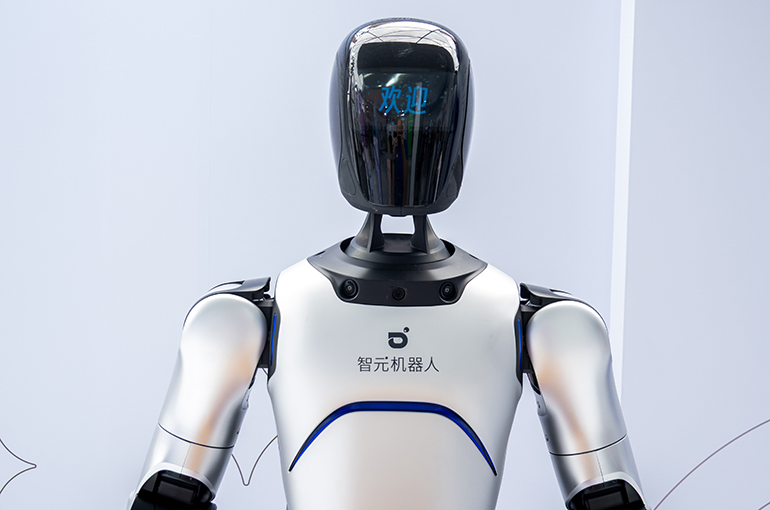 Chinese Robotics Startup AgiBot Aims to Use Domestic Chips, Senior VP Says