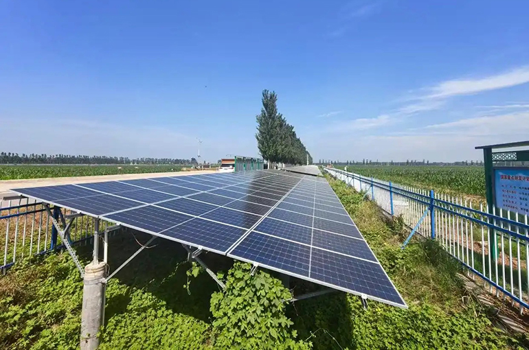 China Targets Wind, Solar Power to Make Up Over Half of Installed Capacity by 2030